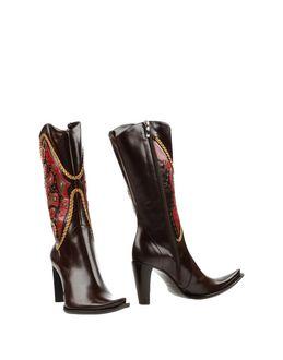 Ic Ne Boots