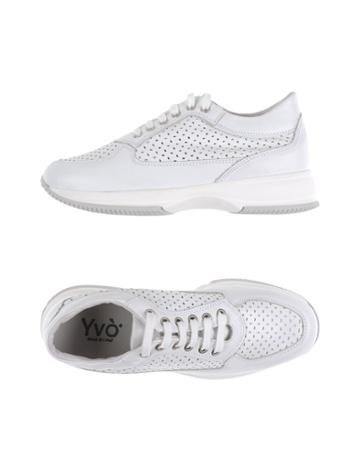 Yv &reg; Sneakers