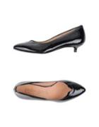 Pedro Garc A Pumps