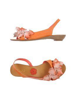 Tiurai Sandals