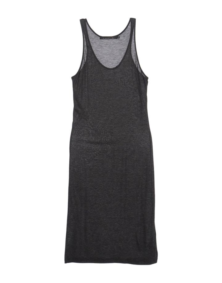 .a Moment In. 3/4 Length Dresses