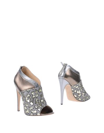 Melis Yildiz Ix. Iv Booties