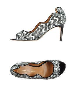 Gordana Dimitrijevic Pumps