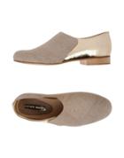 Sydney Brown Loafers