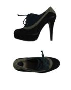 I's London Lace-up Shoes