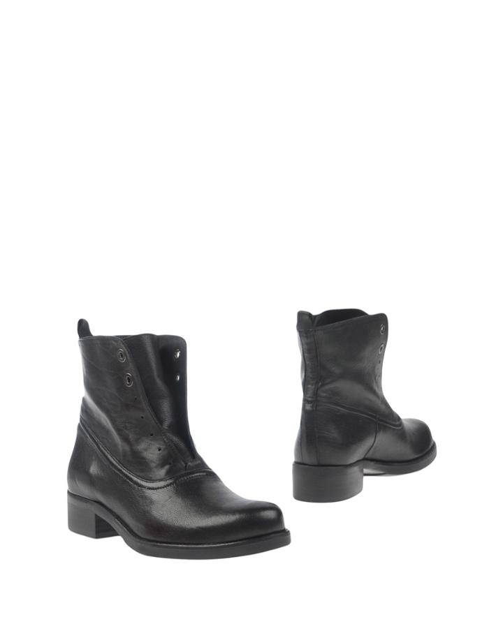 Tribe Shoes Ankle Boots