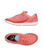 Str/ke Mvmnt Sneakers