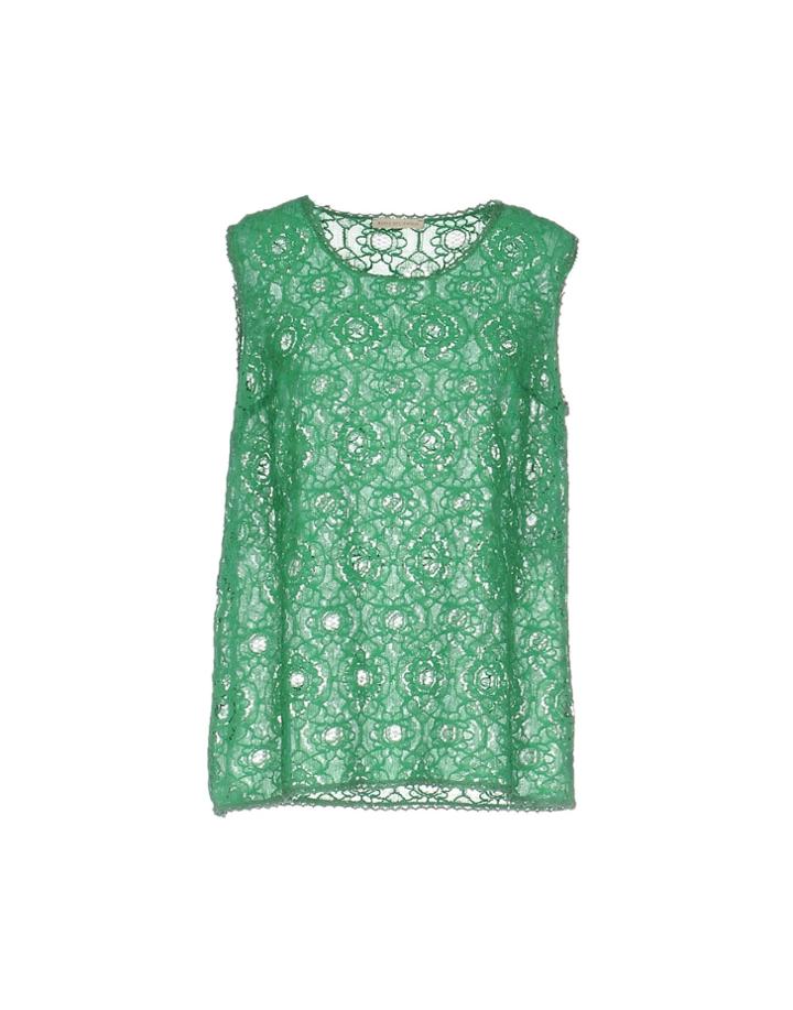 Maria Bellentani Tops
