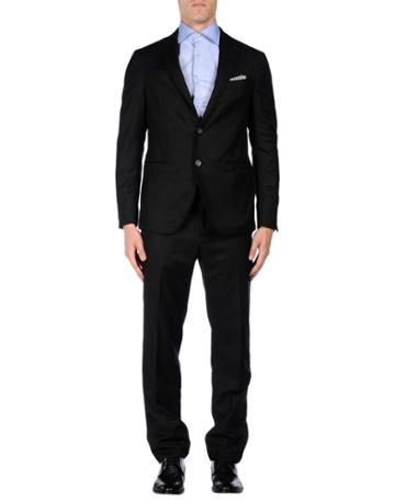 Verdera Suits