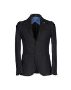 Ago. Ra. Lo. Blazers