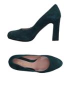Holly Senders Pumps