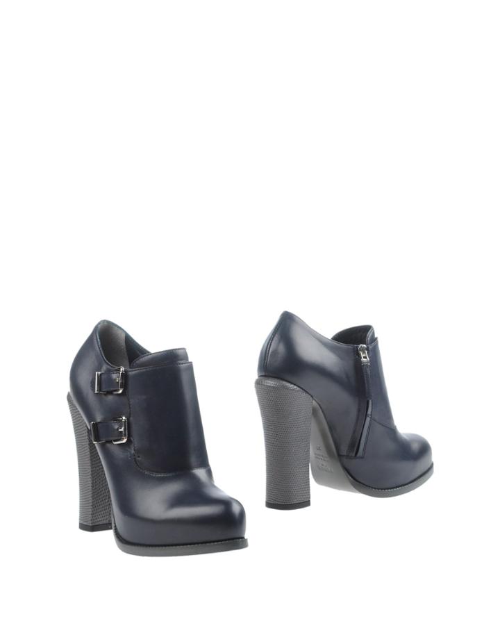 Fendi Booties