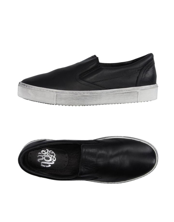 Nay  Sneakers