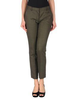 True Royal 3/4-length Shorts