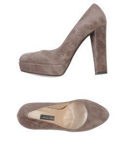 Andrea Pinto Pumps