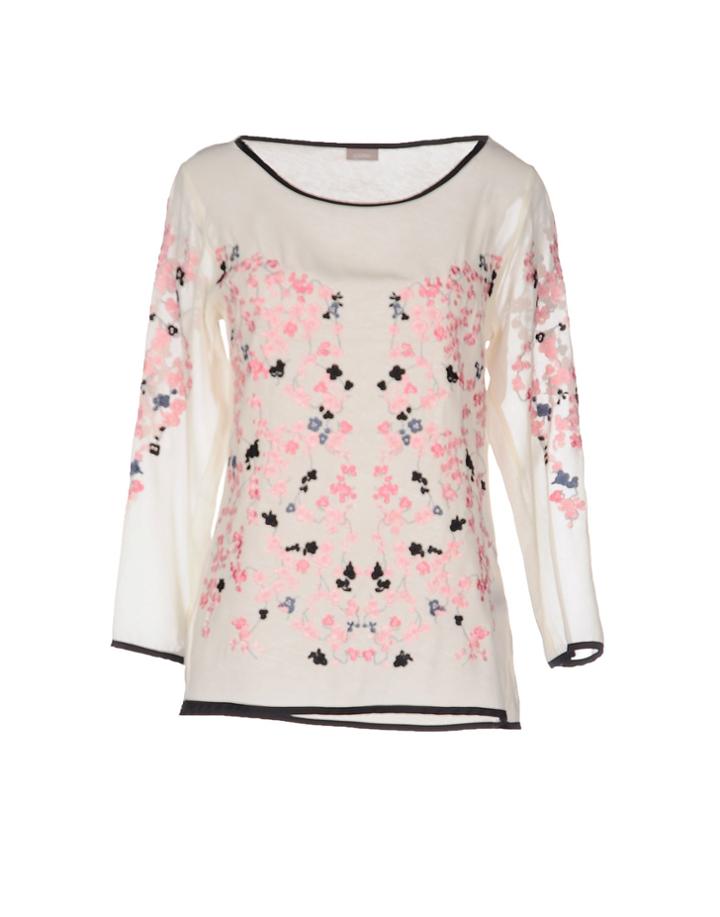 Gustav Blouses