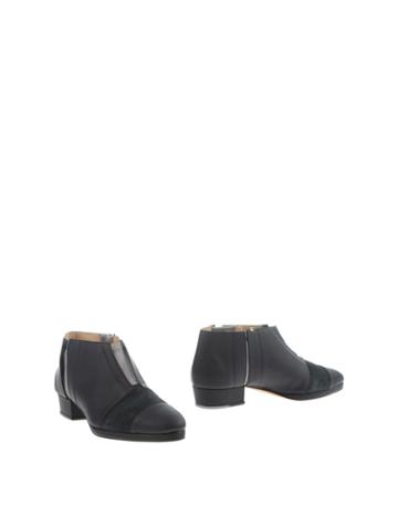 Zoe Lee Booties