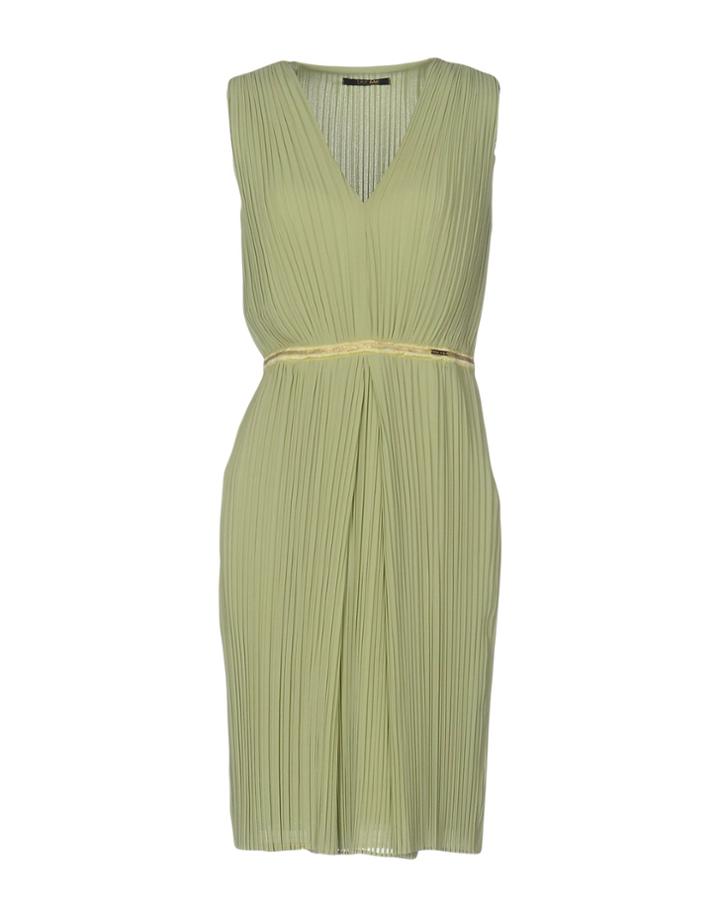 Try Me Knee-length Dresses