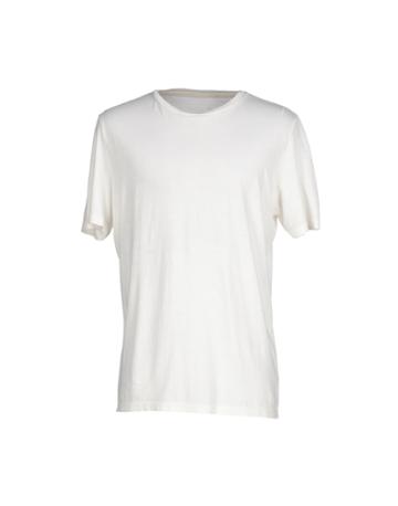 Qu4ttro T-shirts