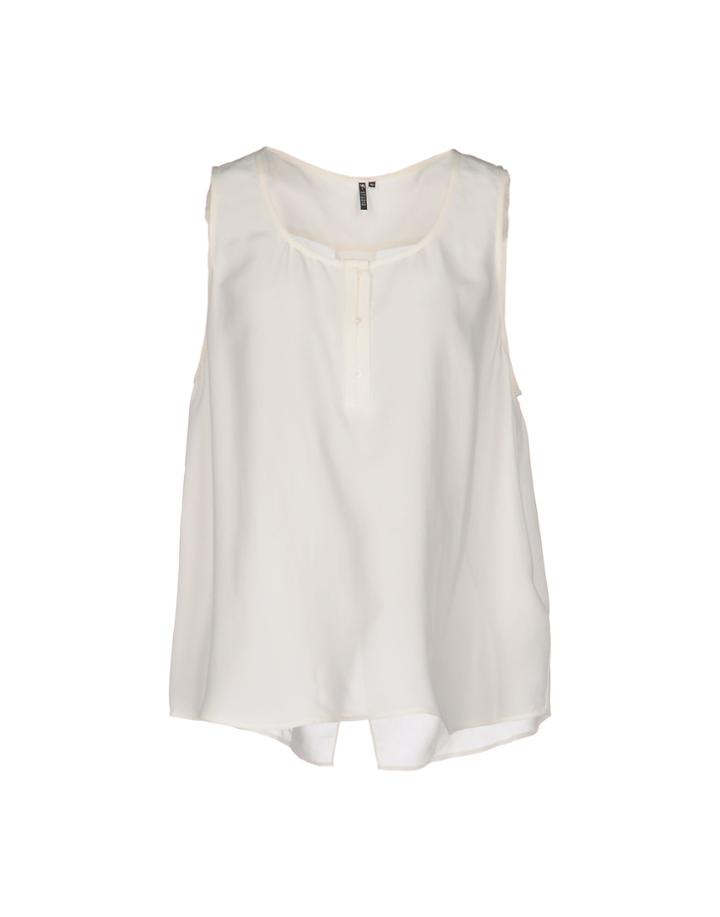 St. Studio Tops