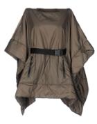 Hache Capes