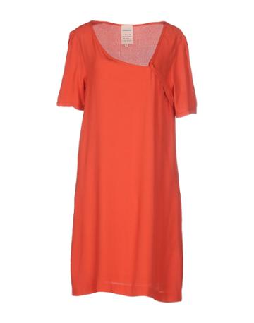 Leenoy Short Dresses