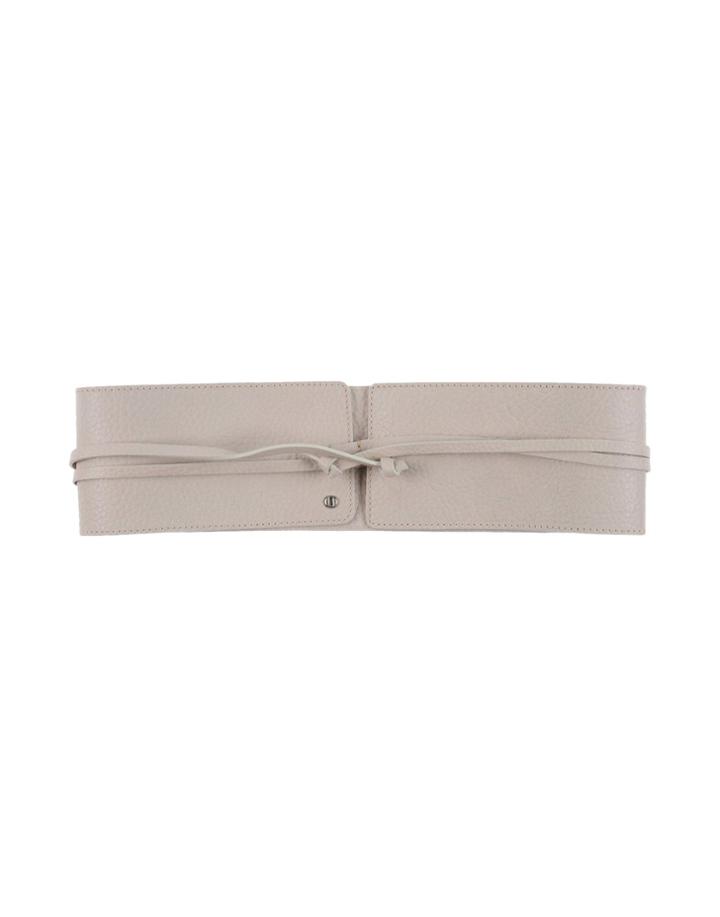 Laur L Belts