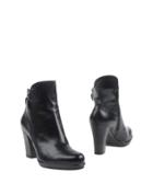 Pedillon Ankle Boots