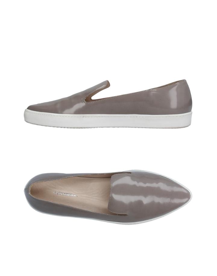 Alexandra Loafers