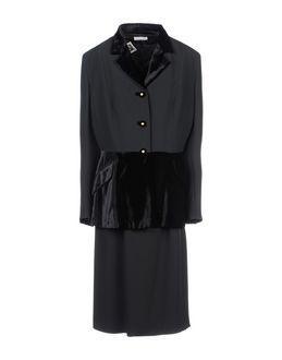 Gv Versatile Couture By Gianni Versace Women's Suits
