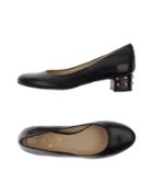Auguste Pumps
