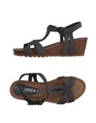 Vita Unica Sandals
