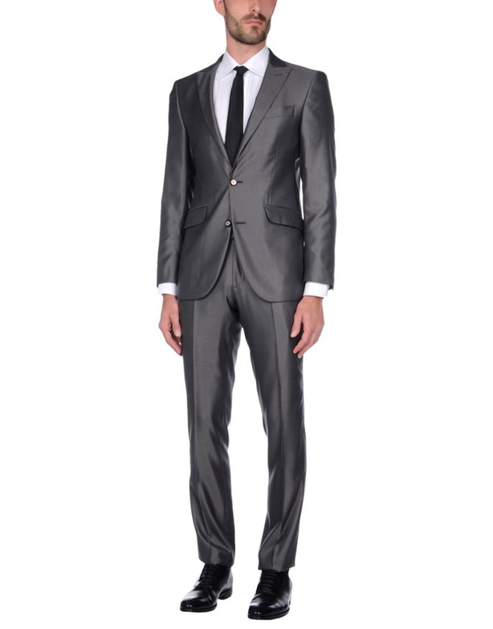 Fuentecapala Suits