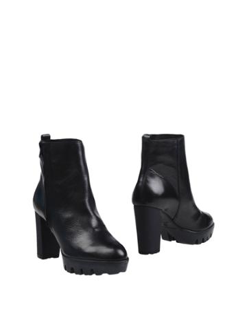 Pam Project Ankle Boots