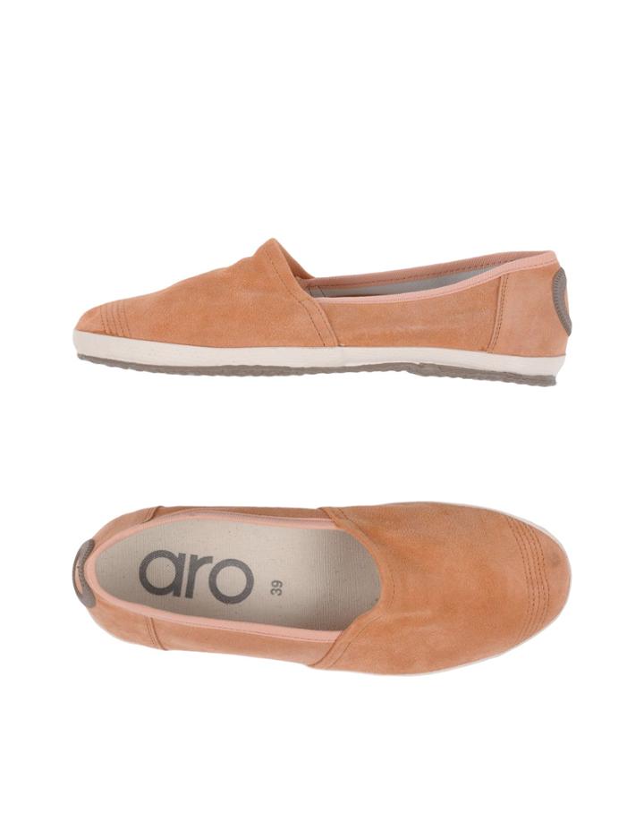 Aro Loafers