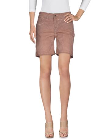 Kaos Jeans Bermudas