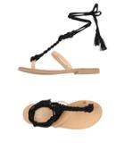 Passion Blanche Toe Strap Sandals