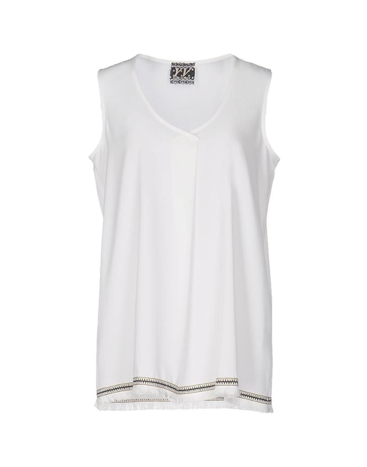 Yvalades Tops