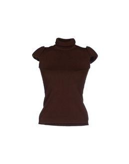 Iki Turtlenecks