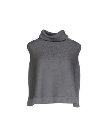 Sartoria Vico Capes