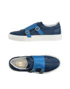 Aranth Sneakers