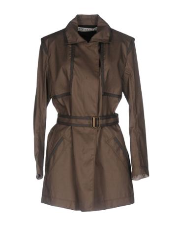 Frauenschuh Overcoats