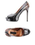 Alexander Smith Pumps