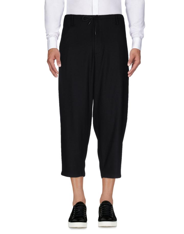 General Idea 3/4-length Shorts