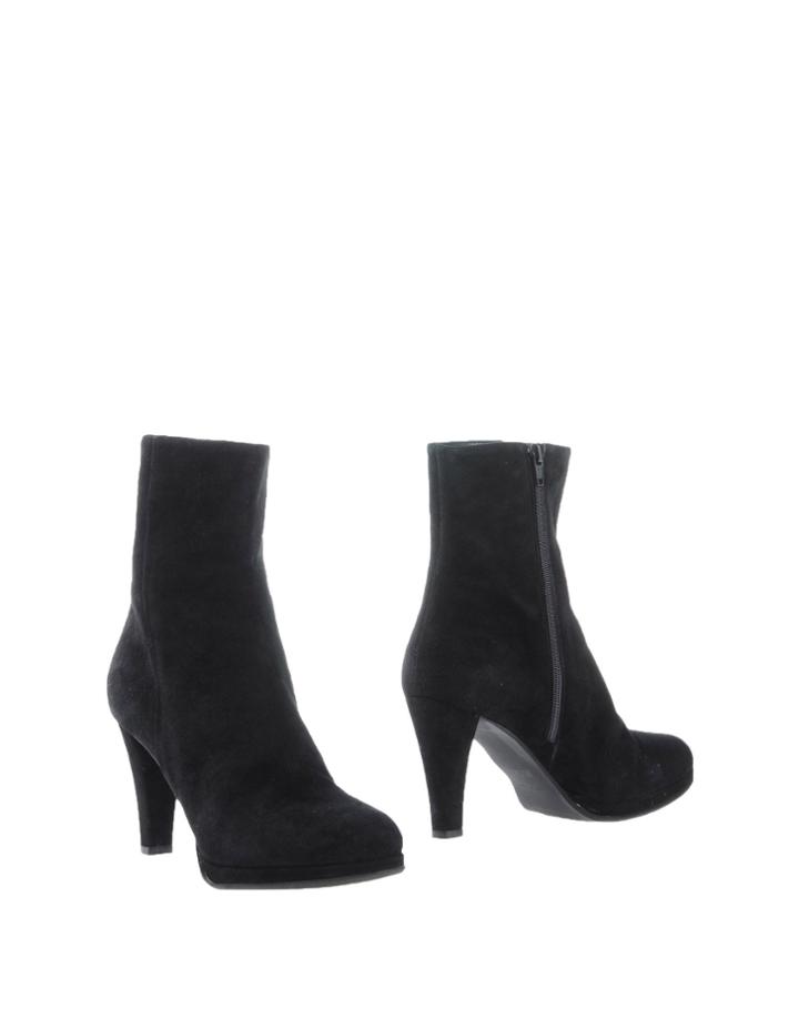 Mafer Ankle Boots