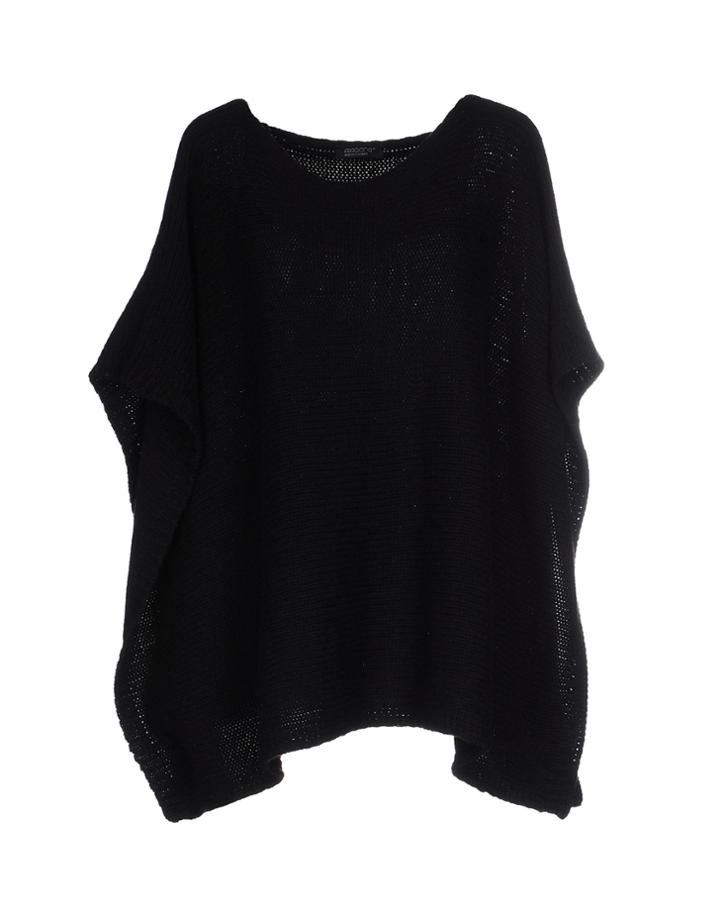 Aragona Capes & Ponchos