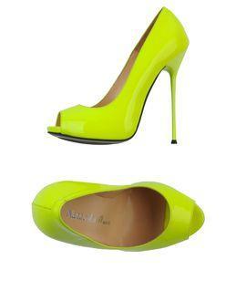 Nando Muzi Pumps