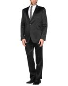 Javier Arnaiz Suits