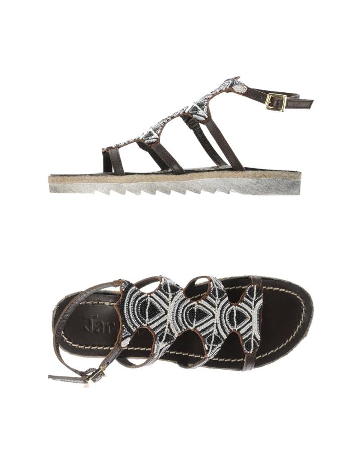 Jarar  Sandals
