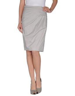 Laur L Knee Length Skirts